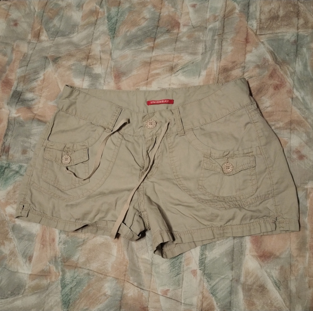 Union bay Khaki shorts